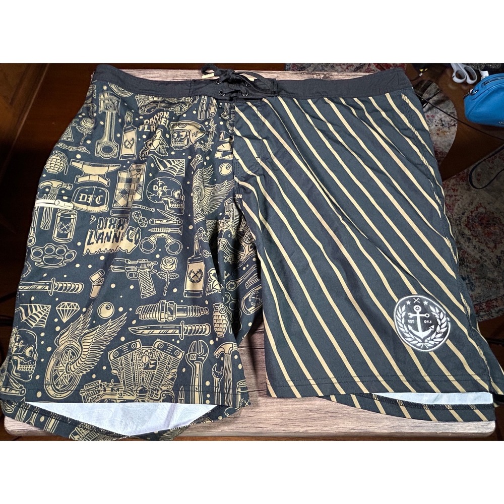 Dixxon Flannel Co Mens Board Shorts Size 44 Black Tan Tattoo Flash Striped Swim